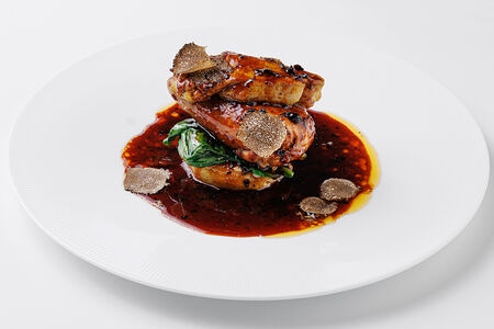 Перепелка с фуа-гра и черным трюфелем 