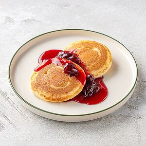Панкейки с вишнёвым вареньем