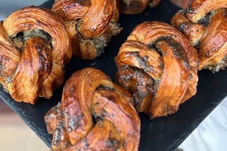 Бриошь с маком