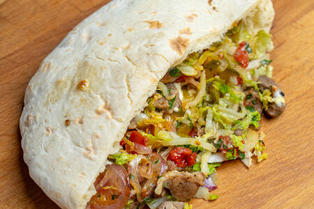 Пита Свинина овощи