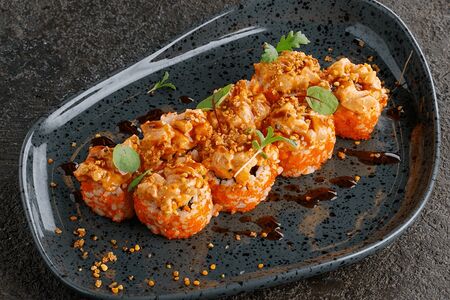 Угорь-авокадо-гребешок 