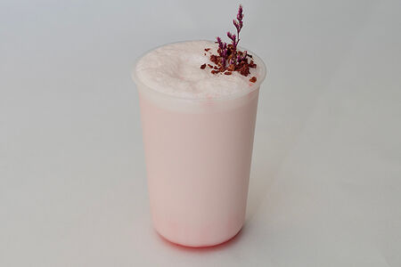 Клубничный милкшейк