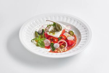 Греческий салат с гаспачо