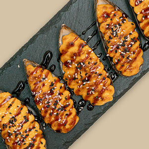 Запеченные мидии со спайси соусом