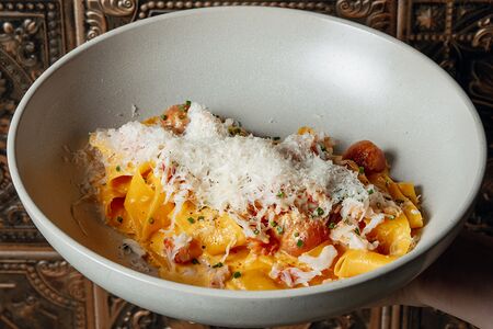 Паппарделле, краб, соус биск