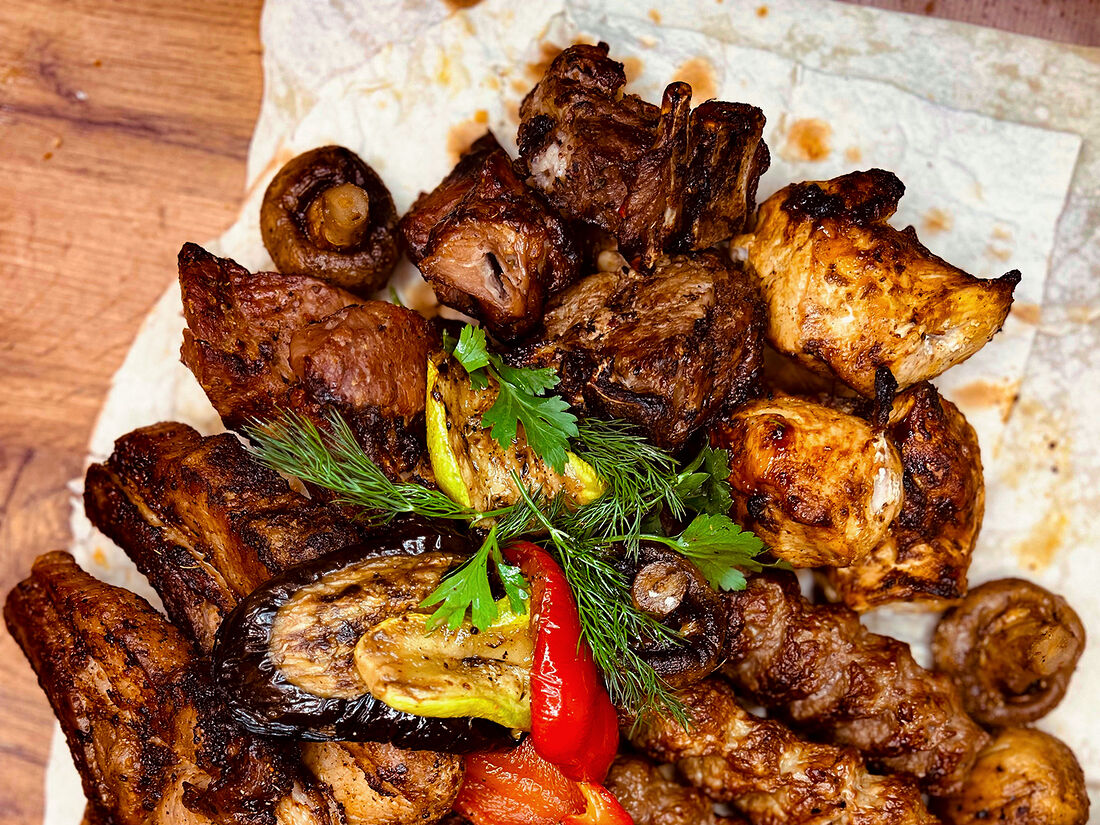 JERMUK ШАУРМА  НА УГЛЯХ