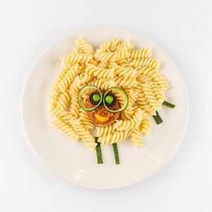 Котлета из индейки с макарошками Овечка