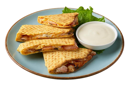 Кесадия с колбасками