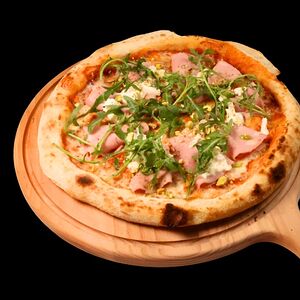 Пицца мортаделла страчателла