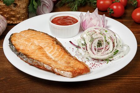 Семга жареная