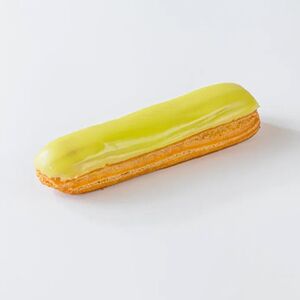 Эклер фисташковый