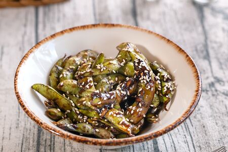 Жареные бобы Эдамаме