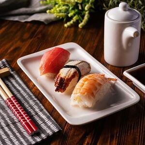 Суши с креветкой