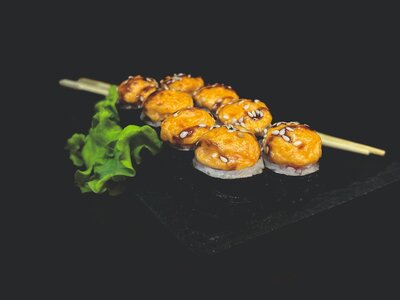 Мини-ролл Запечённый сяке терияки