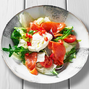 Салат с семгой
