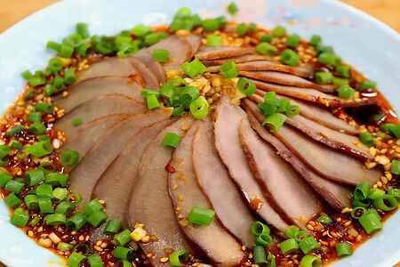 C8 Салат из свиного языка