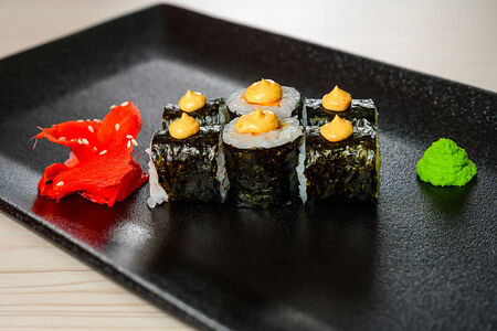 Классический с курицей и соусом спайси