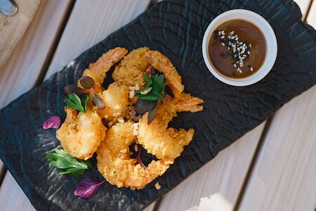 Креветки темпура в азиатском соусе