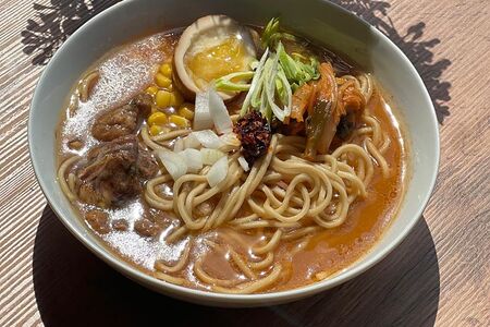 Рамен с говядиной Кимчи L