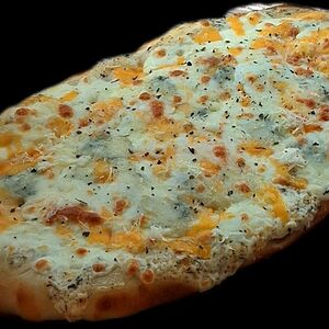 Пицца Римская 4 сыра 