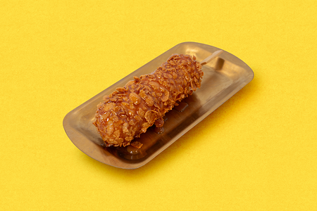 Корн-дог с карамелью