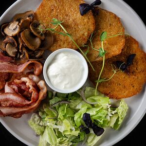 Драники с беконом и грибами