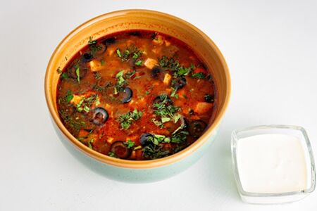 Солянка мясная