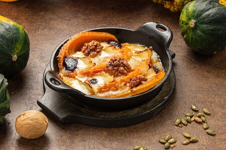 Тыква с сыром Бри