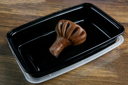 Хинкали шоколадные с вишней (1шт)