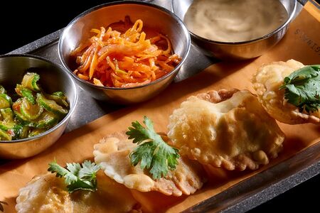 Мини-чебуреки Лосось-краб