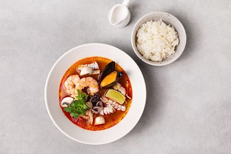 Суп Том ям с морепродуктами