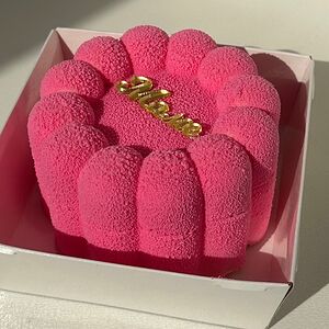 Муссовый бенто-торт маме