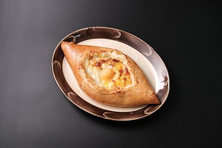 Хачапури по-аджарски