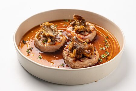 Медальоны из свиной вырезки