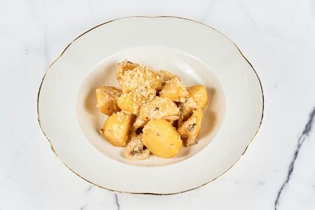 Картофель, жаренный с вешенками