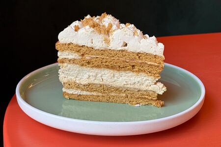 Чизкейк медовик