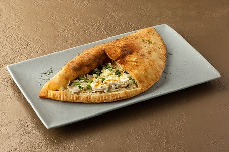 Кальцоне Бьянко