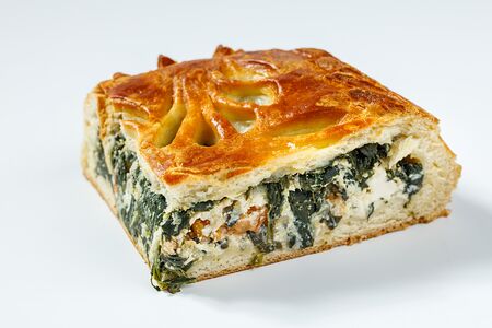 Пирог с брынзой и шпинатом