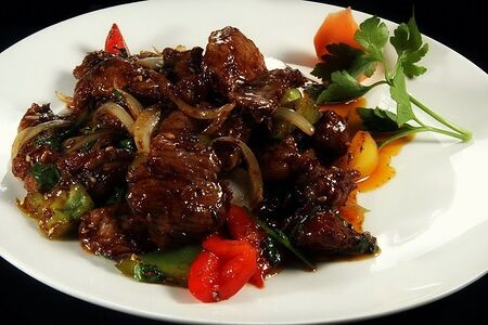 Телятина по-домашнему с черносливом