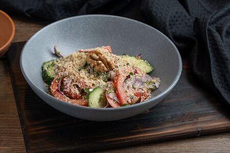 Овощной салат по-грузински