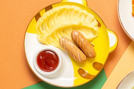 Сосиски с картофельным пюре детские 