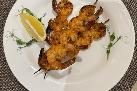 Шашлык из тигровых креветок