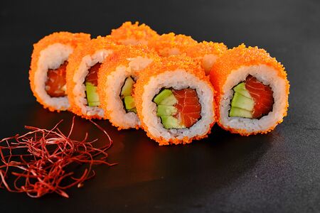 Калифорния с лососем