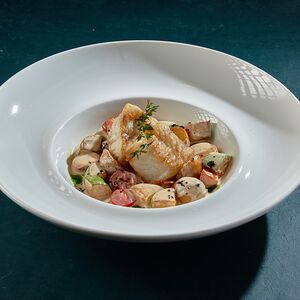 Филе трески с соте из овощей