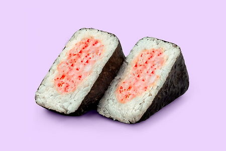 Онигири с крабом