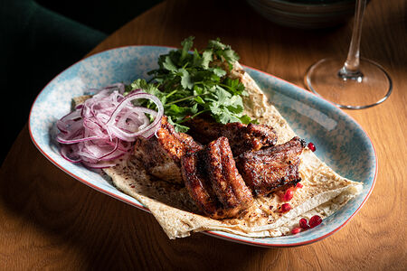 Шашлык из свиных ребрышек