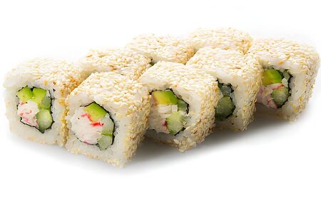 Ролл Калифорния в кунжуте