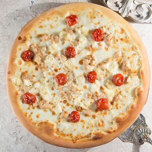 Пицца Гавайская с курицей и ананасами