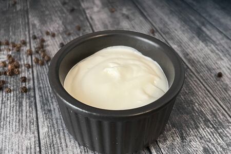 Сметана с чесноком 