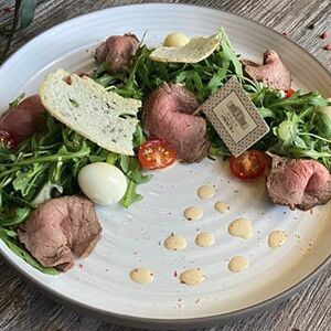 Фирменный салат Маск